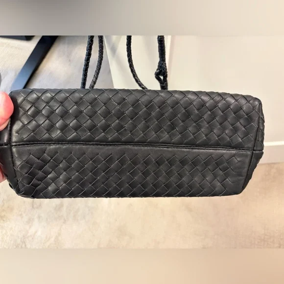 Quince Large Italian Leather Handwoven Satchel in Black EUC - Picture 5 of 9